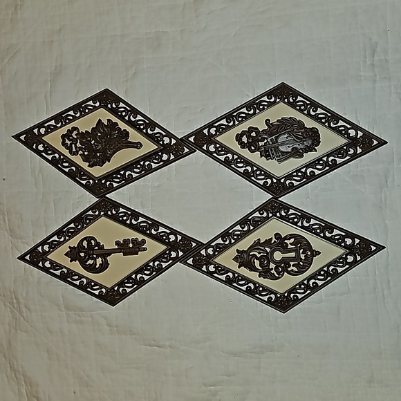 Vintage wall decor plastic diamond shaped from 1970's - Picture 1 of 7